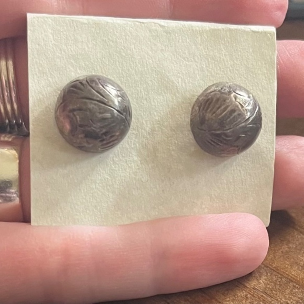 Vintage Estate Minimalist Tiny Mini Dome 925 Sterling Silver Button Earrings